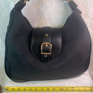 Large Black Hobo Bag Clasp Flap Closure adjustable strap Distressed Leather Tote